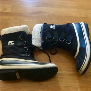 Sorel Boots Size 8 Black